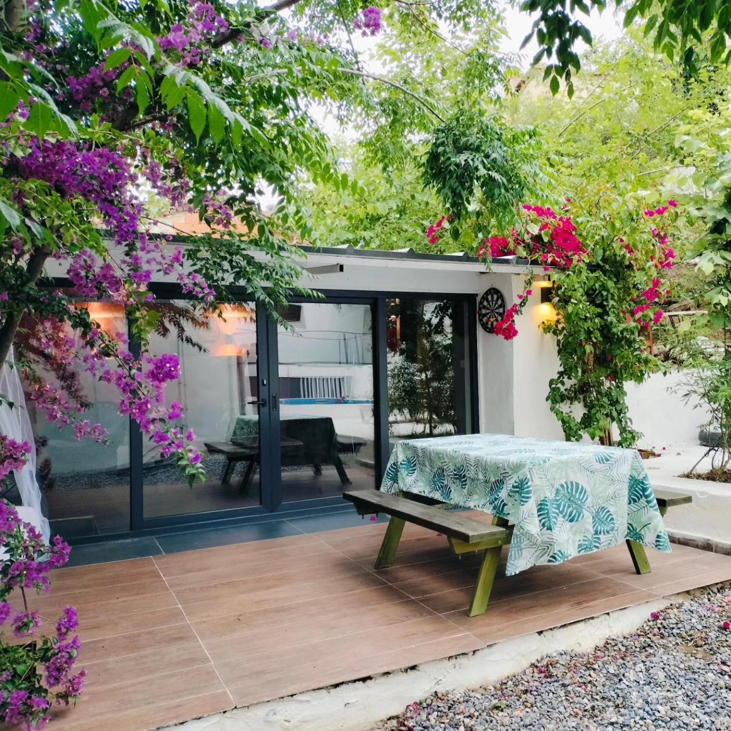 Baykus Guesthouse-Konukevi Soke Ngoại thất bức ảnh